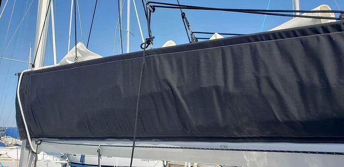 Used 1988 Hunter 35.5 Legend