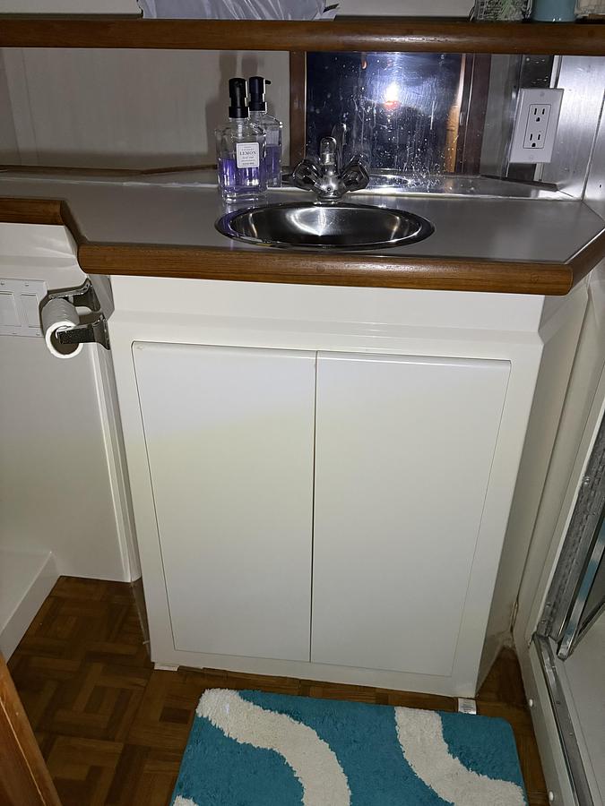 Used 1994 Carver 390 AC