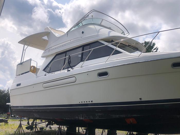 Used 1996 Bayliner 3587 Motoryacht