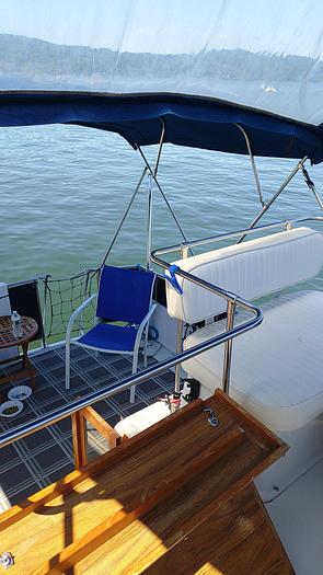 Used 1991 Carver 32 Aft Cabin