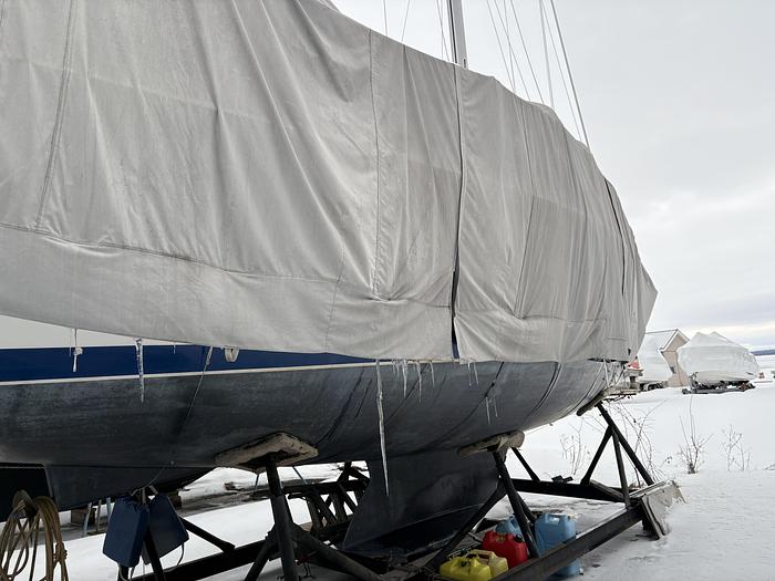 Used 2003 Catalina 350