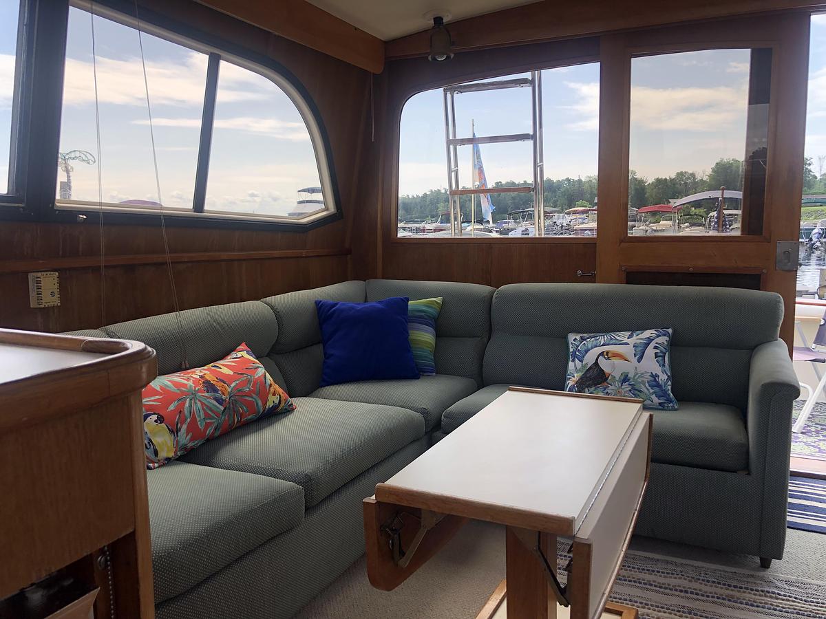 Used 1987 Egg Harbor 37 Convertible Flybridge