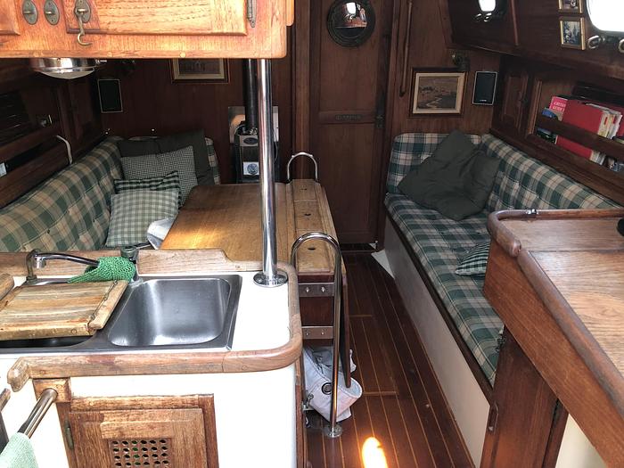 Used 1986 Pacific Seacraft Crealock 34