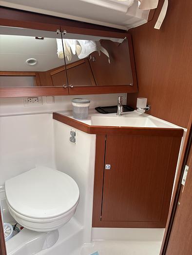 Used 2018 Beneteau Oceanis 45