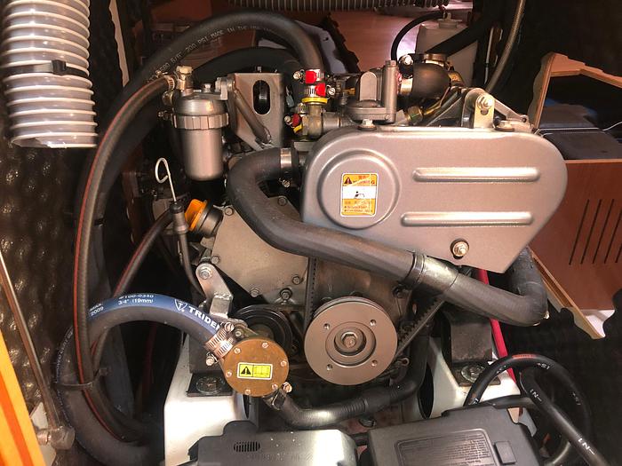 Used 2011 Beneteau Oceanis 31