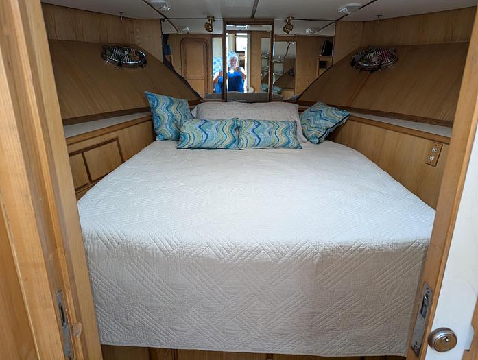 Used 1988 Hi-Tech Marine 44