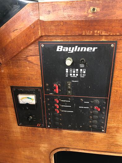 Used 1986 Bayliner 3270 Motoryacht