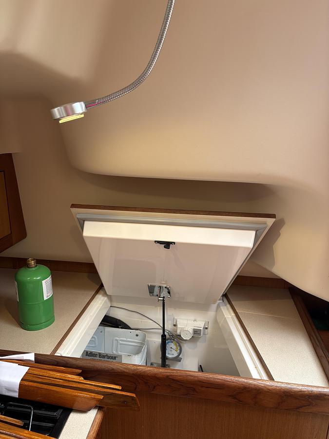 Used 1997 Hunter 310
