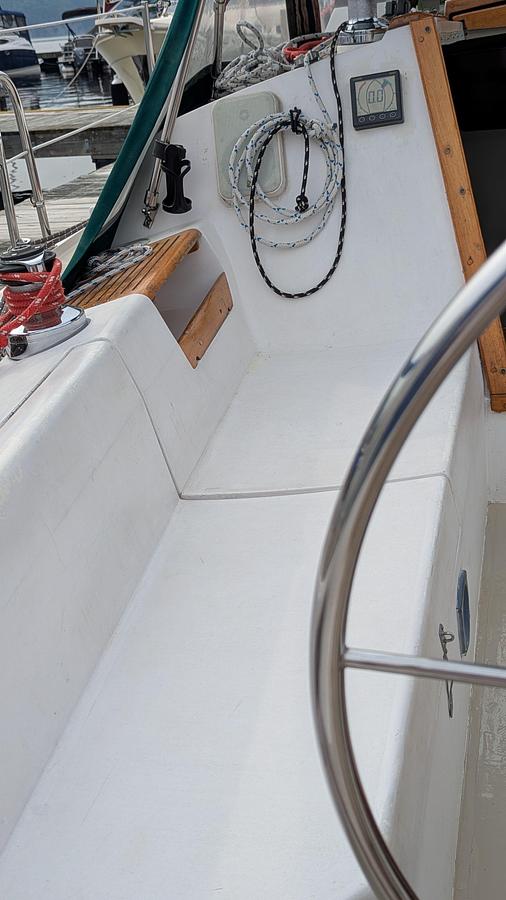 Used 1988 Catalina 30 MKII