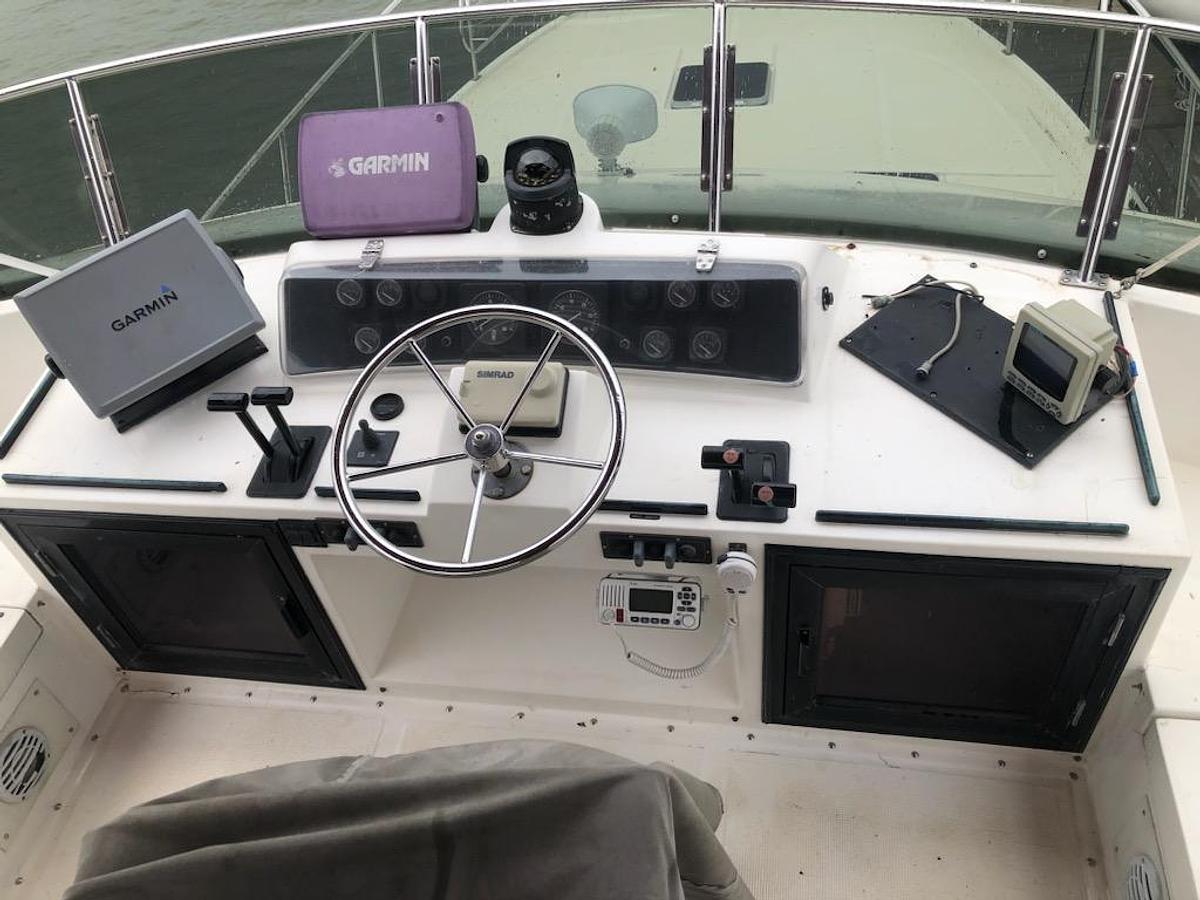 Used 1988 Hi-Tech Marine 44