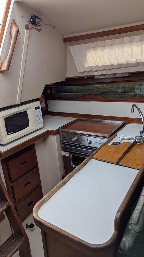 Used 1988 Catalina 30 MKII