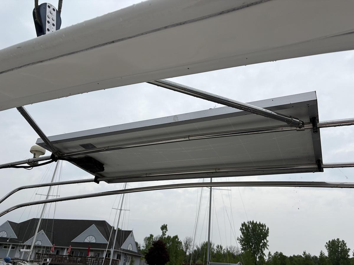 Used 1997 Hunter 310