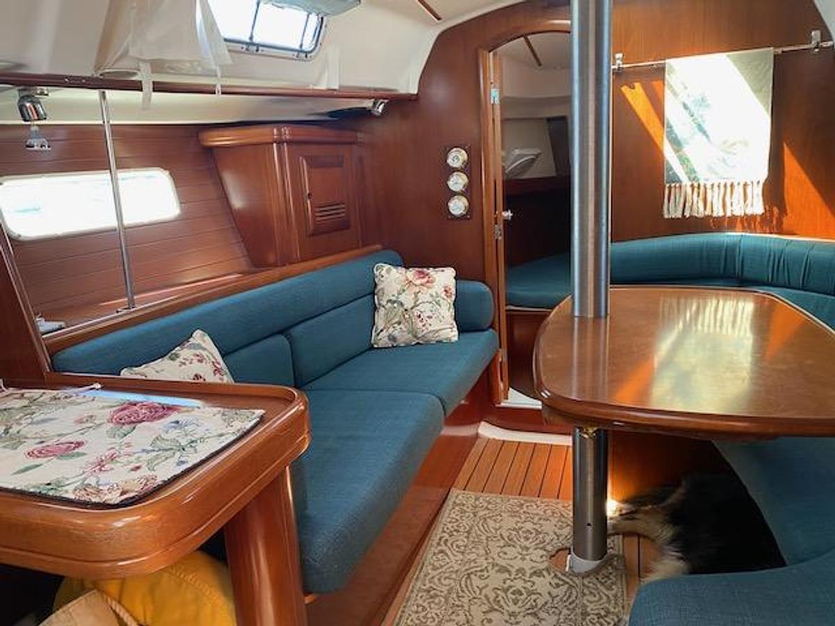 Used 2003 Beneteau 361