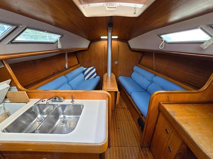 Used 1988 Beneteau 305