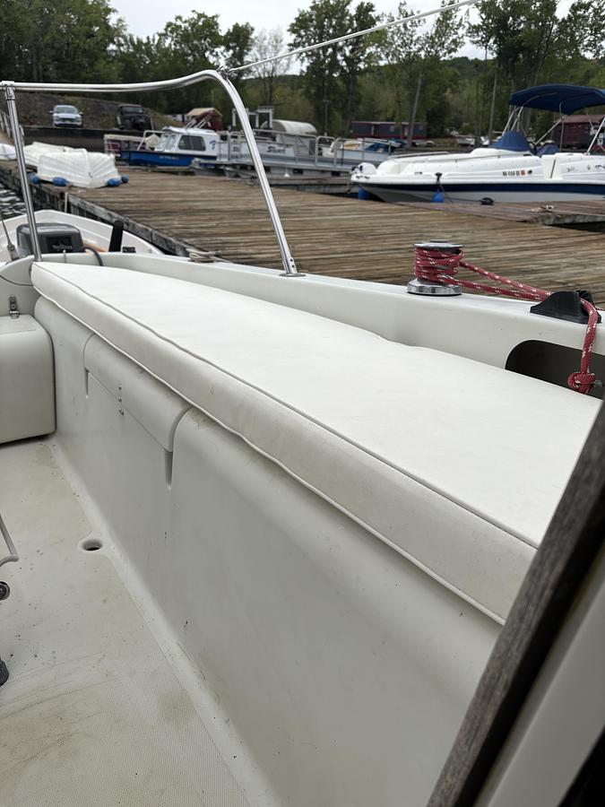 Used 1983 Sonic 23