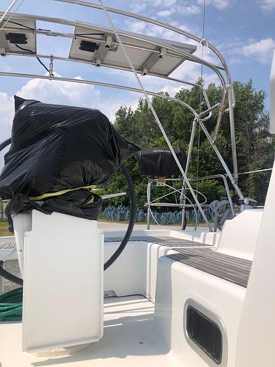 Used 2011 Beneteau Oceanis 31