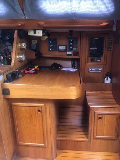 Used 1988 Jeanneau Sunshine 38