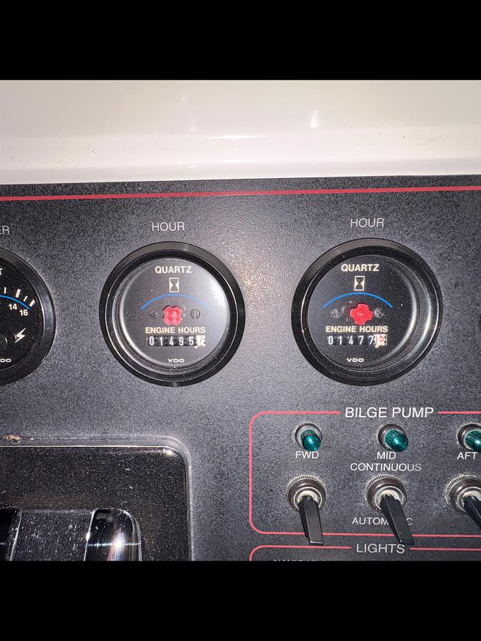 Used 1994 Carver 390 AC