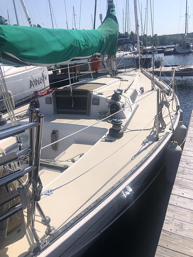 Used 1984 J Boats J 29