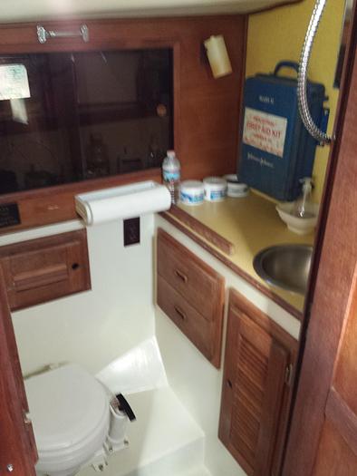 Used 1983 Watkins 32