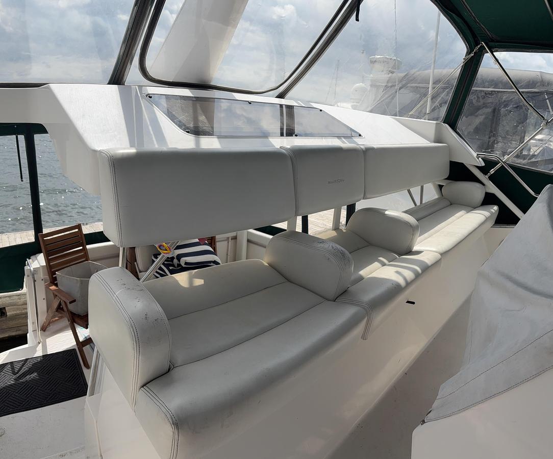 Used 1999 Silverton 392 Motor Yacht