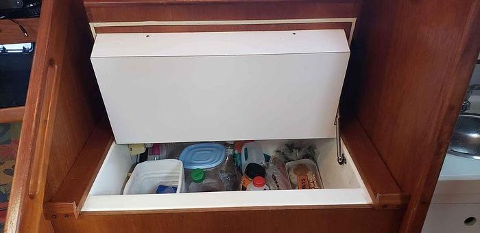 Used 1988 Hunter 35.5 Legend