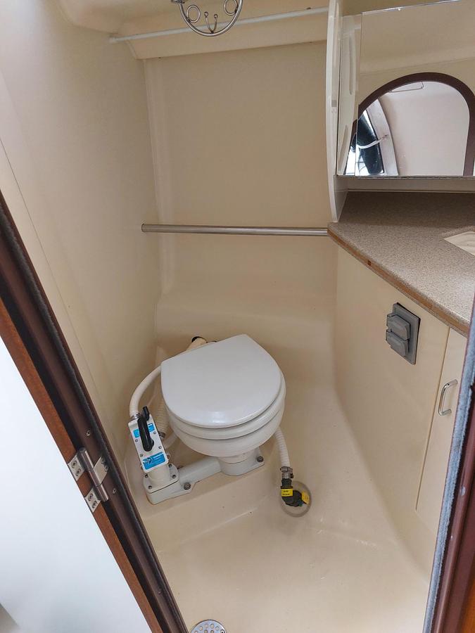Used 1997 Hunter 310