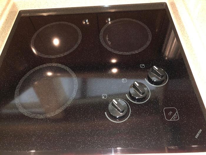 Used 2002 Sea Ray 480 Motor Yacht