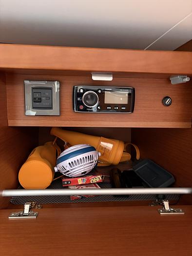 Used 2018 Beneteau Oceanis 45