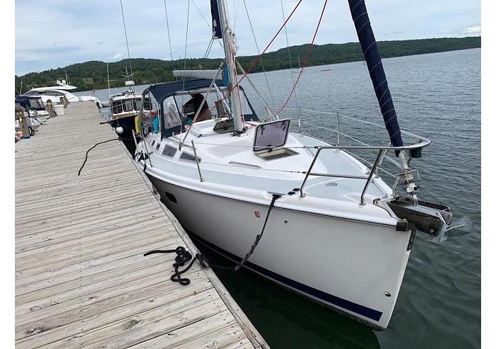 Used 2002 Hunter 356