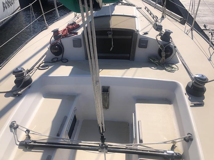 Used 1984 J Boats J 29