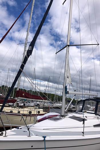 Used 2004 Hunter 33