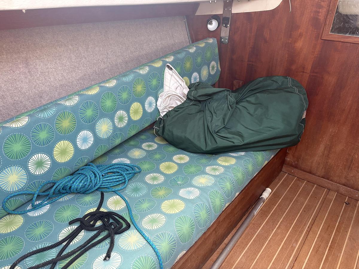Used 1987 J Boats J 29