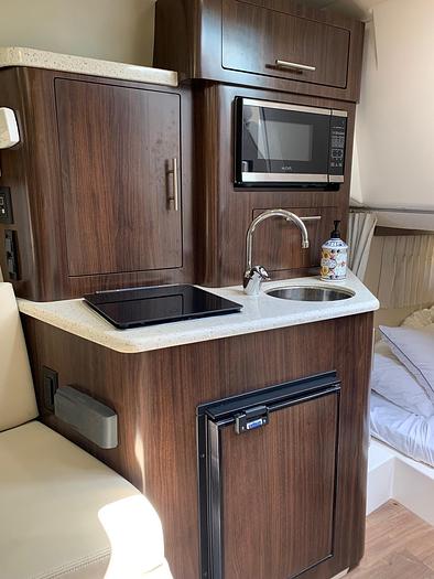 Used 2018 Regal 28 Express