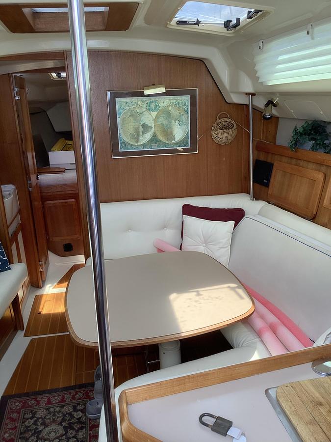 Used 1992  Hunter 33.5