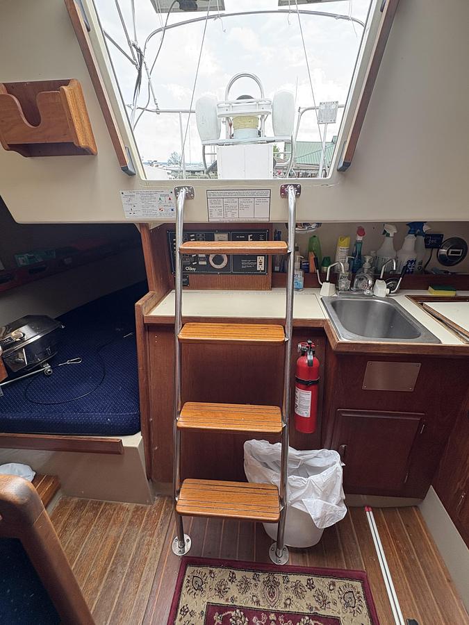 Used 1986 O'Day 31