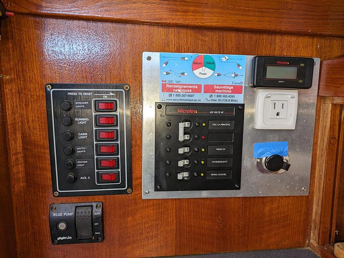 Used 1974 Paceship 26