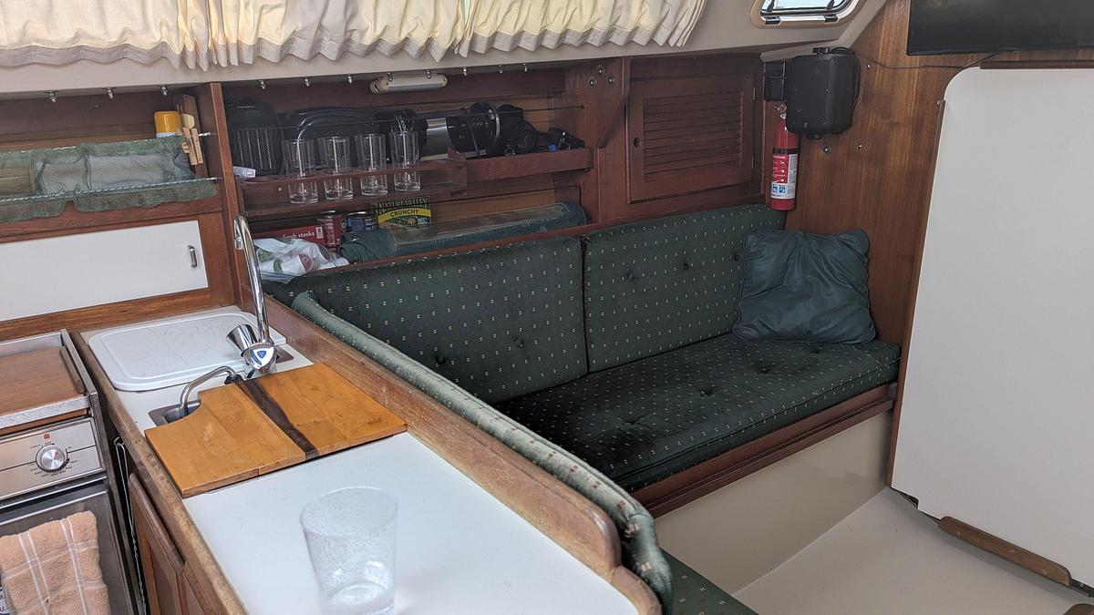 Used 1988 Catalina 30 MKII