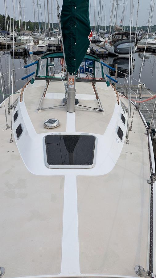 Used 1988 Catalina 30 MKII