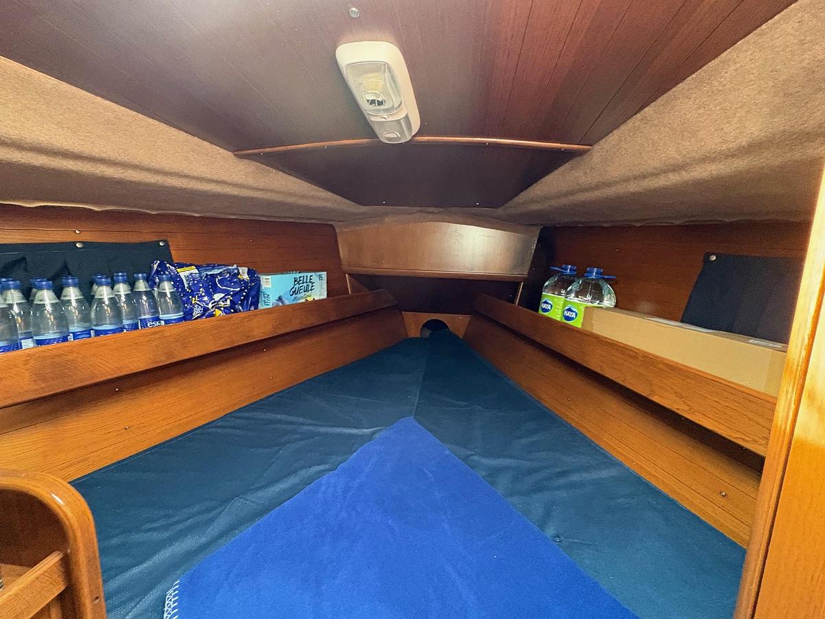 Used 1990 Beneteau Oceanis 350