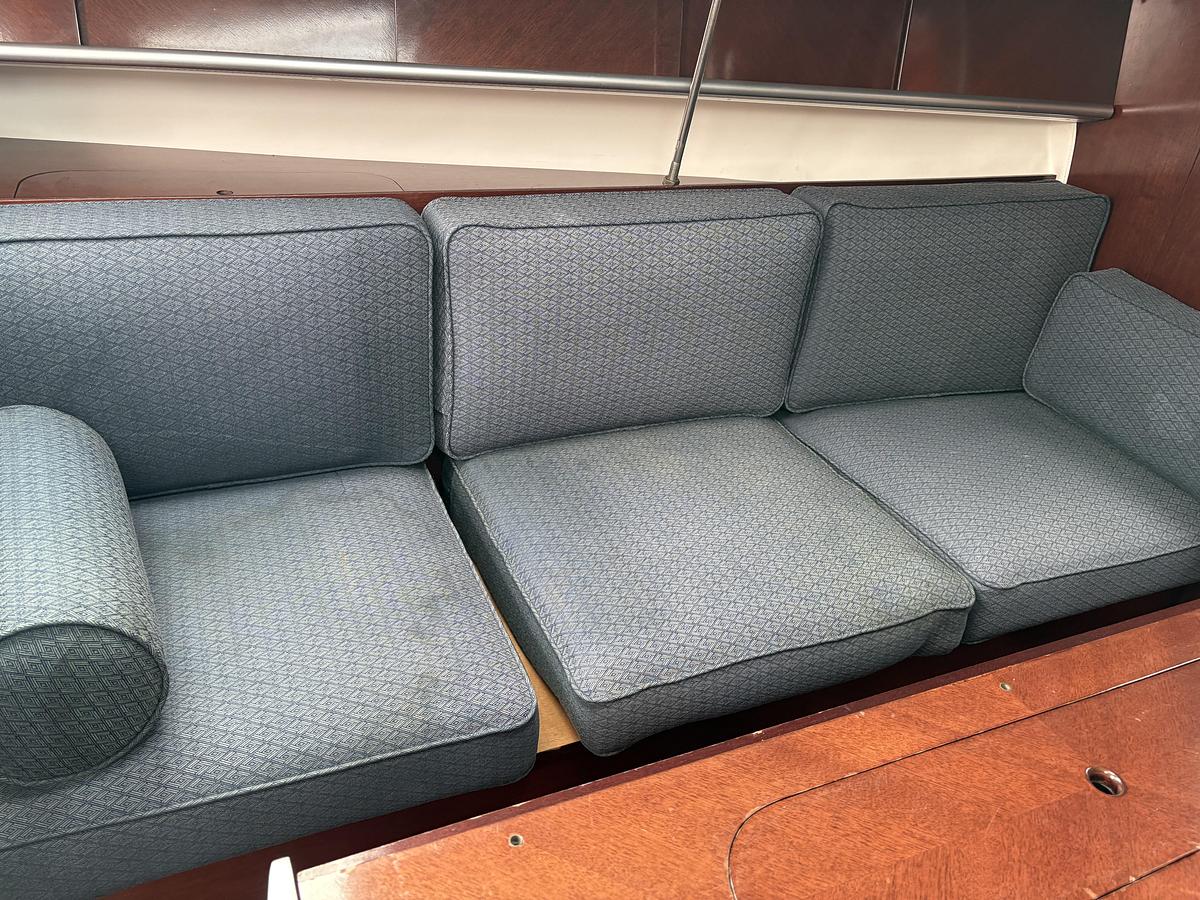 Used 1989 Beneteau 32s5