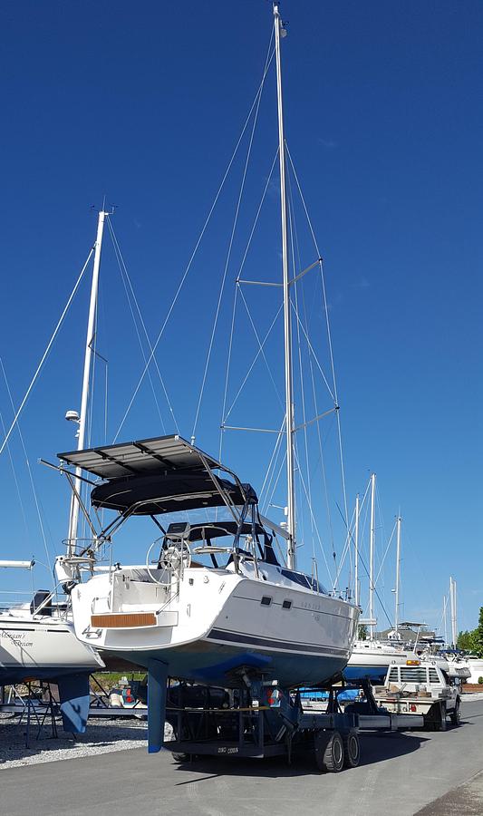 Used 2012 Hunter e 33