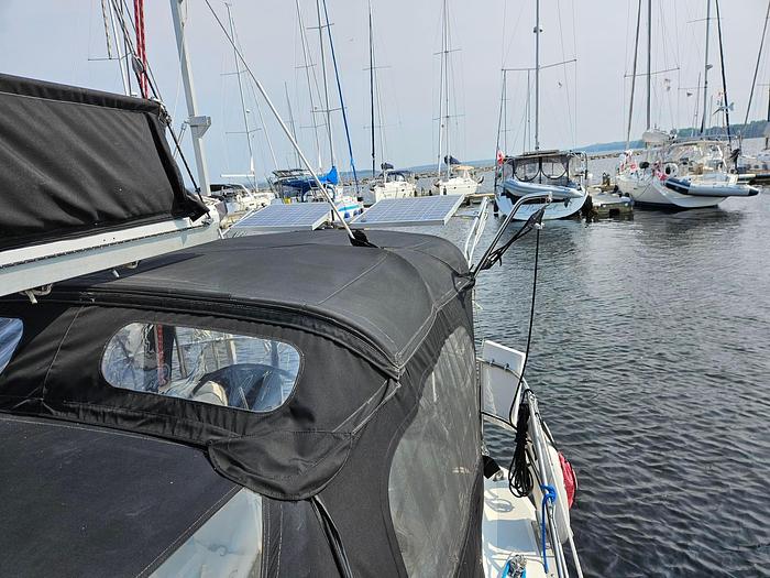 Used 1988 Hunter 35.5 Legend