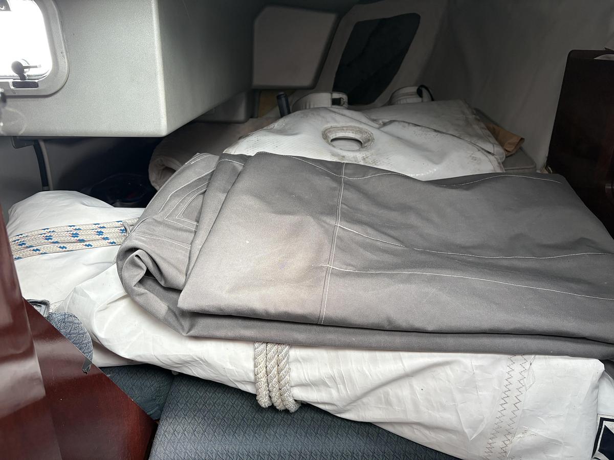 Used 1989 Beneteau 32s5