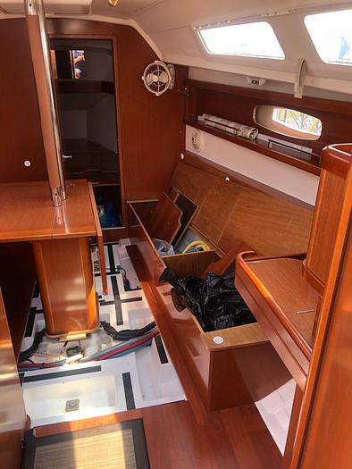 Used 2011 Beneteau Oceanis 31