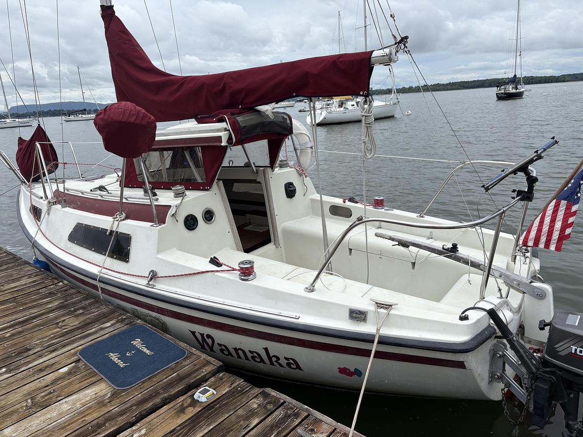 Used 1983 Sonic 23