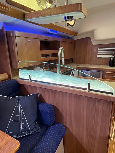 Used 2010 Catalina 350