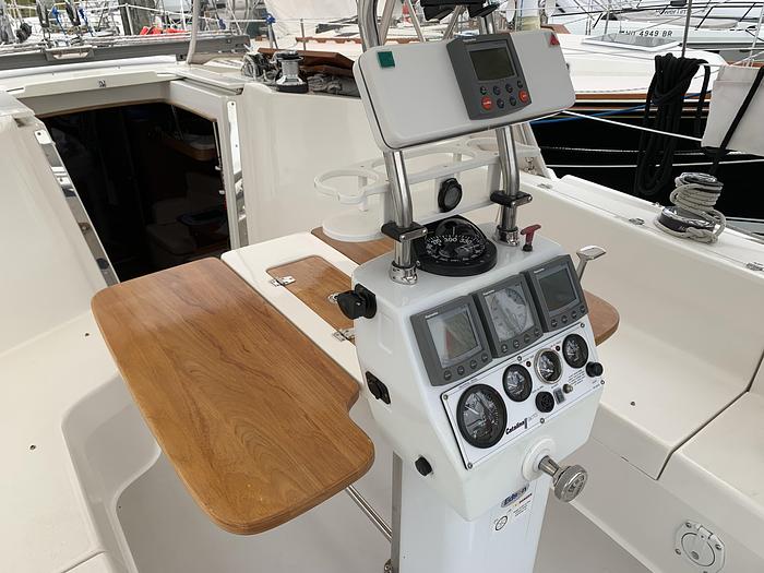 Used 2003 Catalina 350