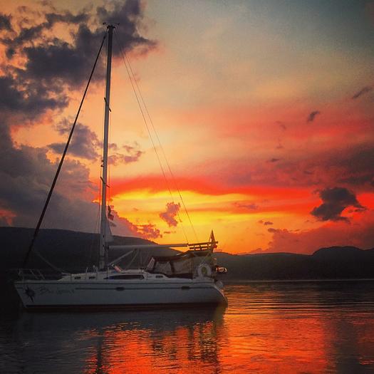 Used 2010 Catalina 350