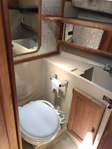 Used 1986 Bayliner 3270 Motoryacht